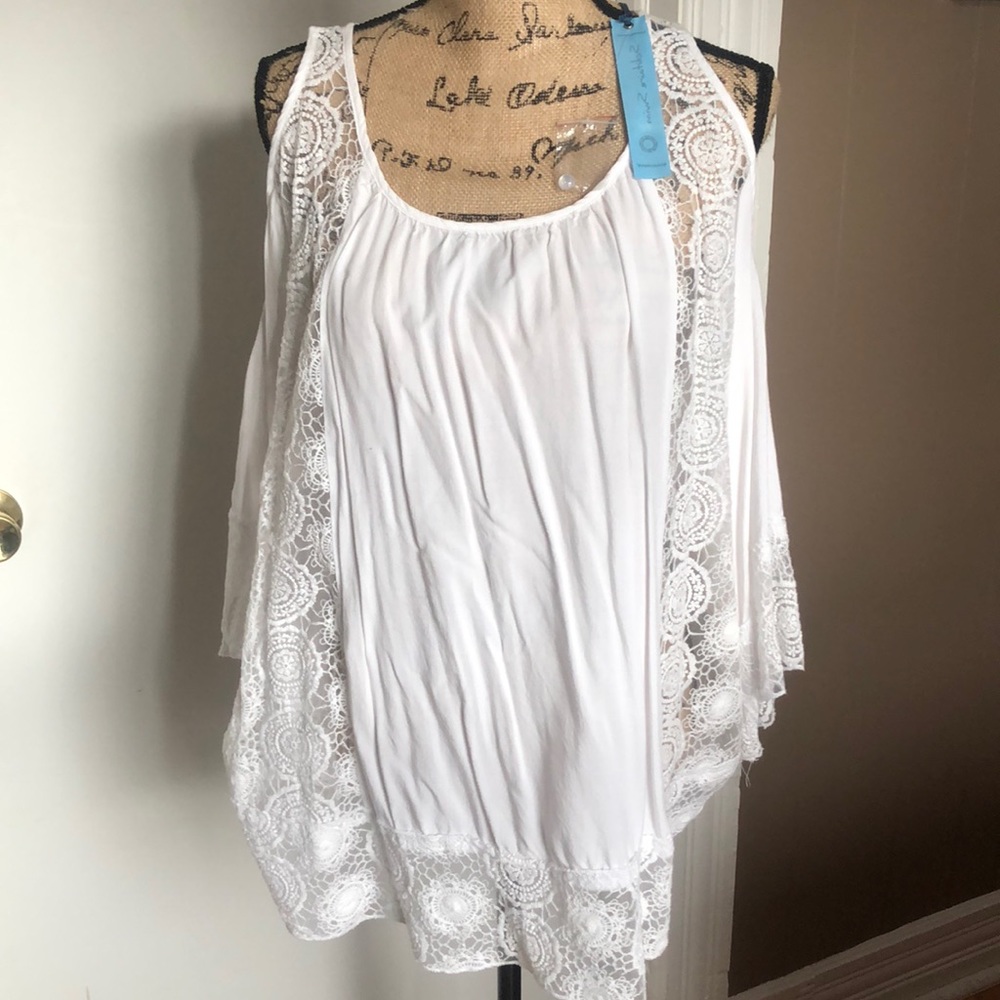 New cold shoulder top